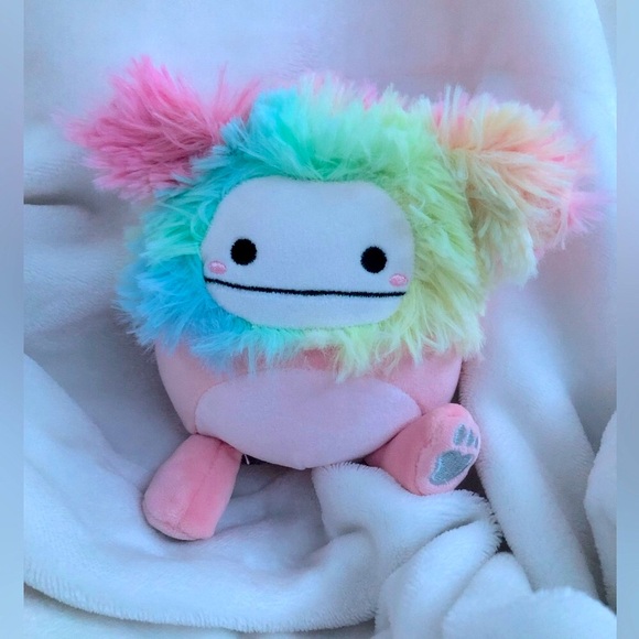 👣  Diane Bigfoot 5’’ 👣 - Picture 2 of 2